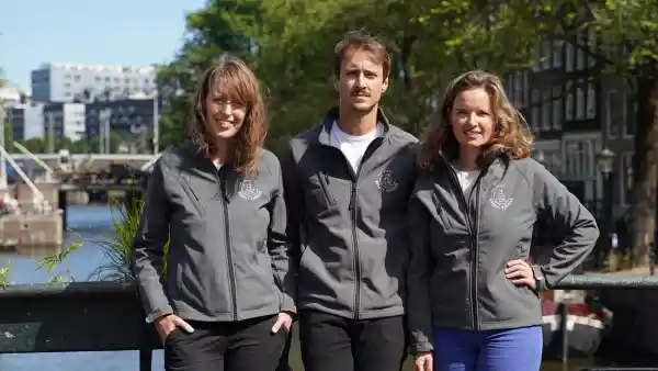 Great Bubble Barrier founders: Francis Zoet (left), Philip Ehrhorn (centre), and Anne Marieke Eveleens. (Saskia Studer, the fourth founder, now longer holds an operating role at the company). Credit: Earthshot Prize/The Great Bubble Barrier