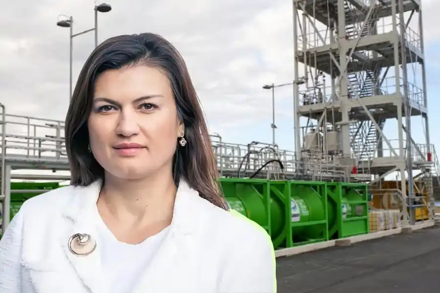 Petra Sas, vd för Circhem. Foto: pressbilder (montage)