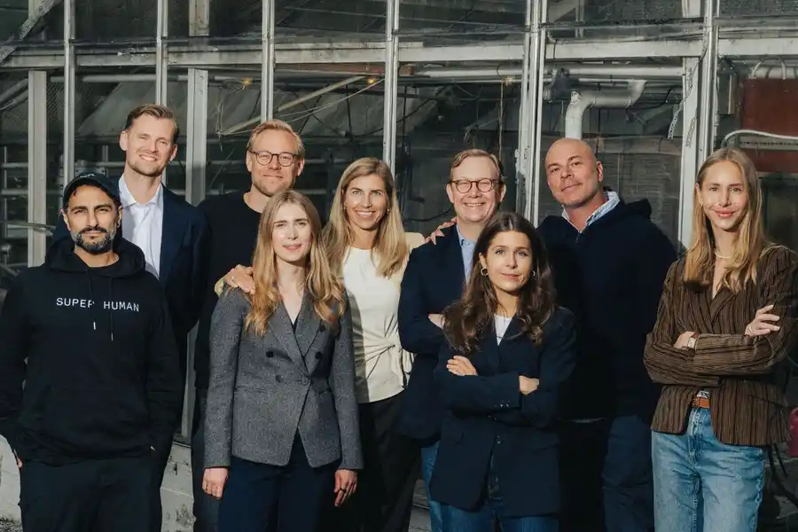Norrsken Launcher's team. Erik Engellau-Nilsson and Anna Fredrixon are in the back row, second and third from the left respectively. Photo: press image.