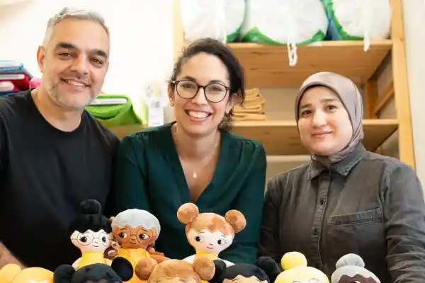 Hamid Noroozian, Fatma Guettou och Gulchekhra Irismetova. Foto: pressbild.
