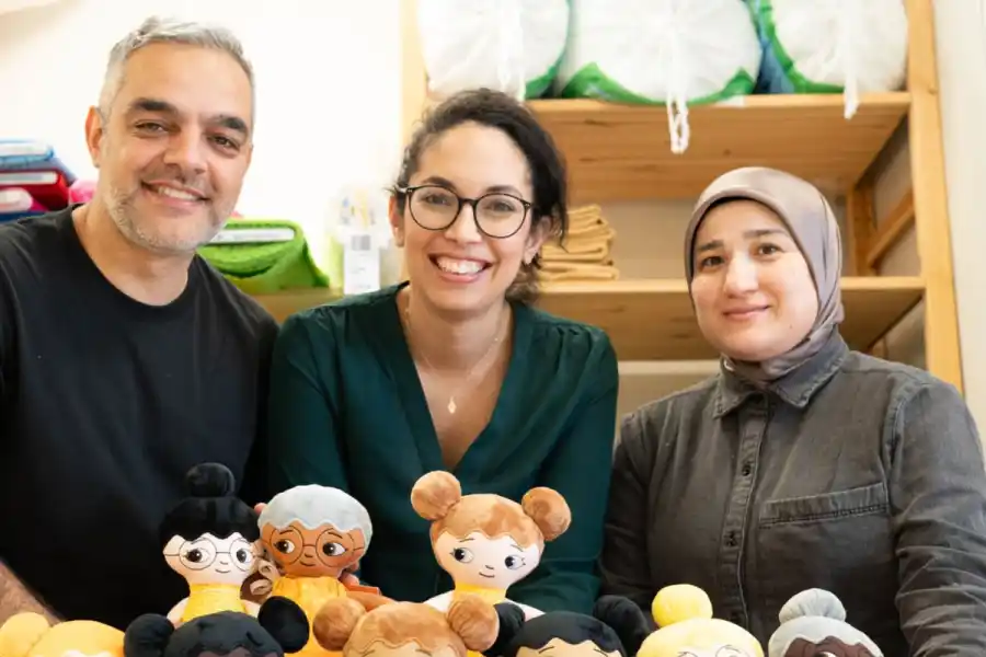 Hamid Noroozian, Fatma Guettou och Gulchekhra Irismetova. Foto: pressbild.