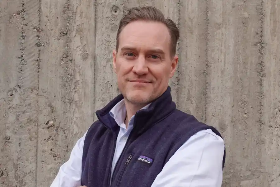 Gustaf Hummel Burström, vd och medgrundare av Emmel. Foto: Pressbild.