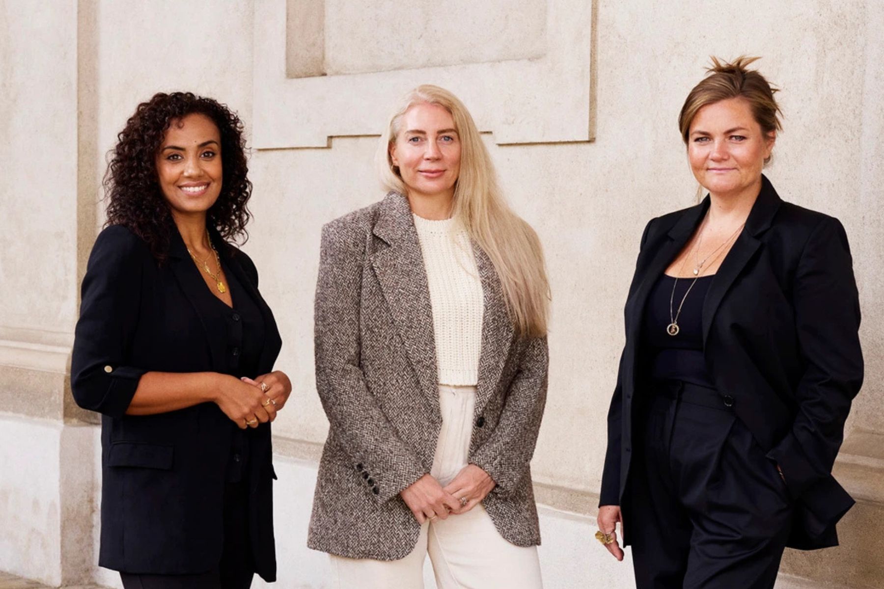 Unconventional Ventures partners Nora Bavey, Alexis Horowitz-Burdick och Thea Messel. Pressbild.