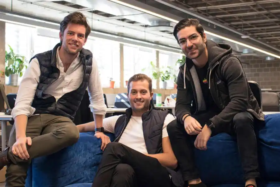 Olle Henning, Thibault Helle och Ramtin Massoumzadeh. Foto: pressbild.