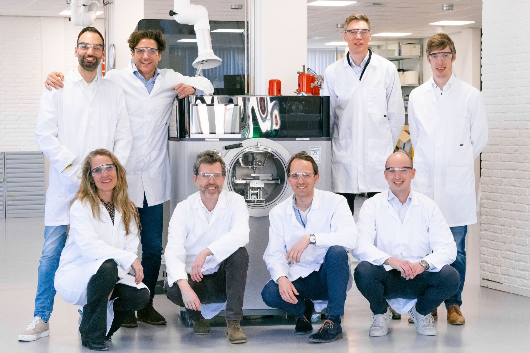 VSParticle team. Supplied