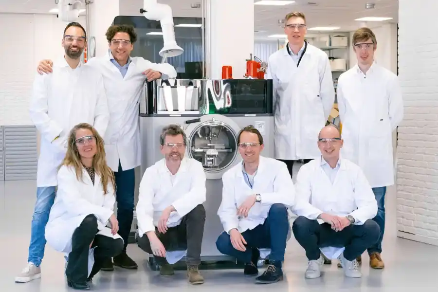 VSParticle team. Supplied