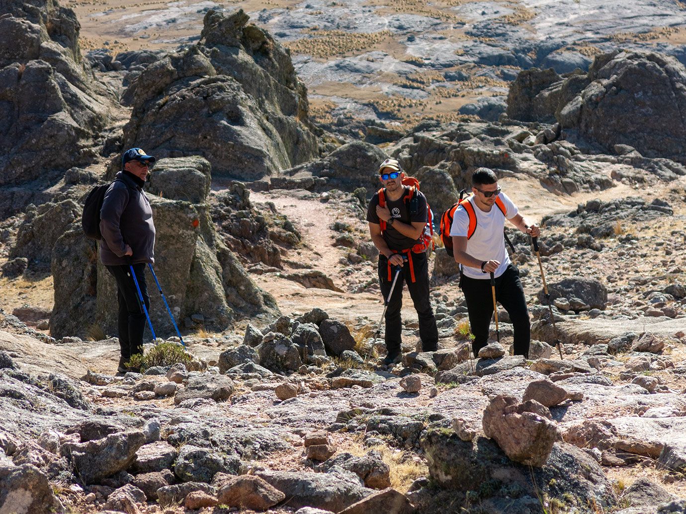 Trekking en Los Gigantes - Septiembre 2022 | Salida 103
