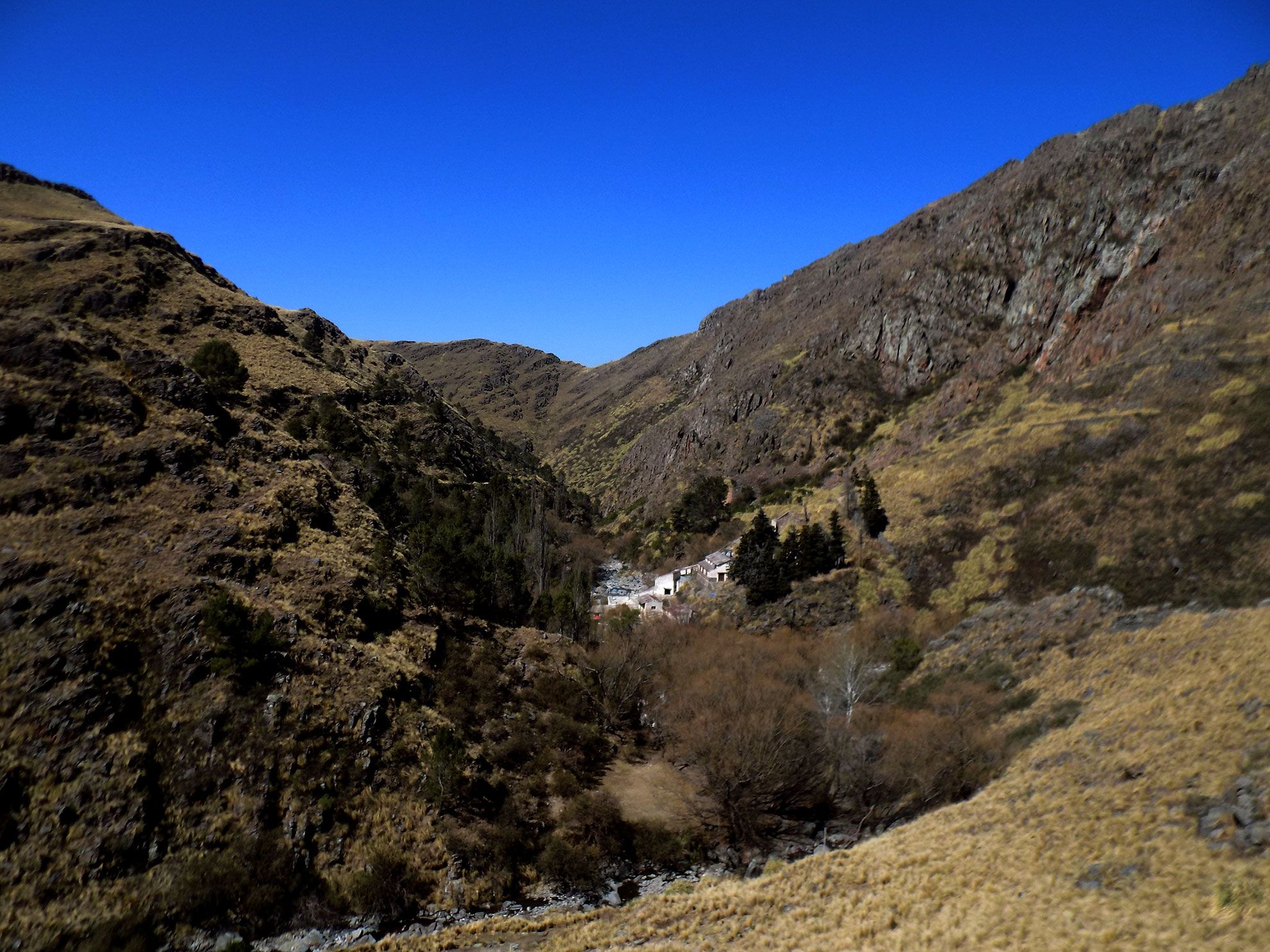 Cerro Áspero y Pueblo Escondido - Septiembre 2019 | Salida 27