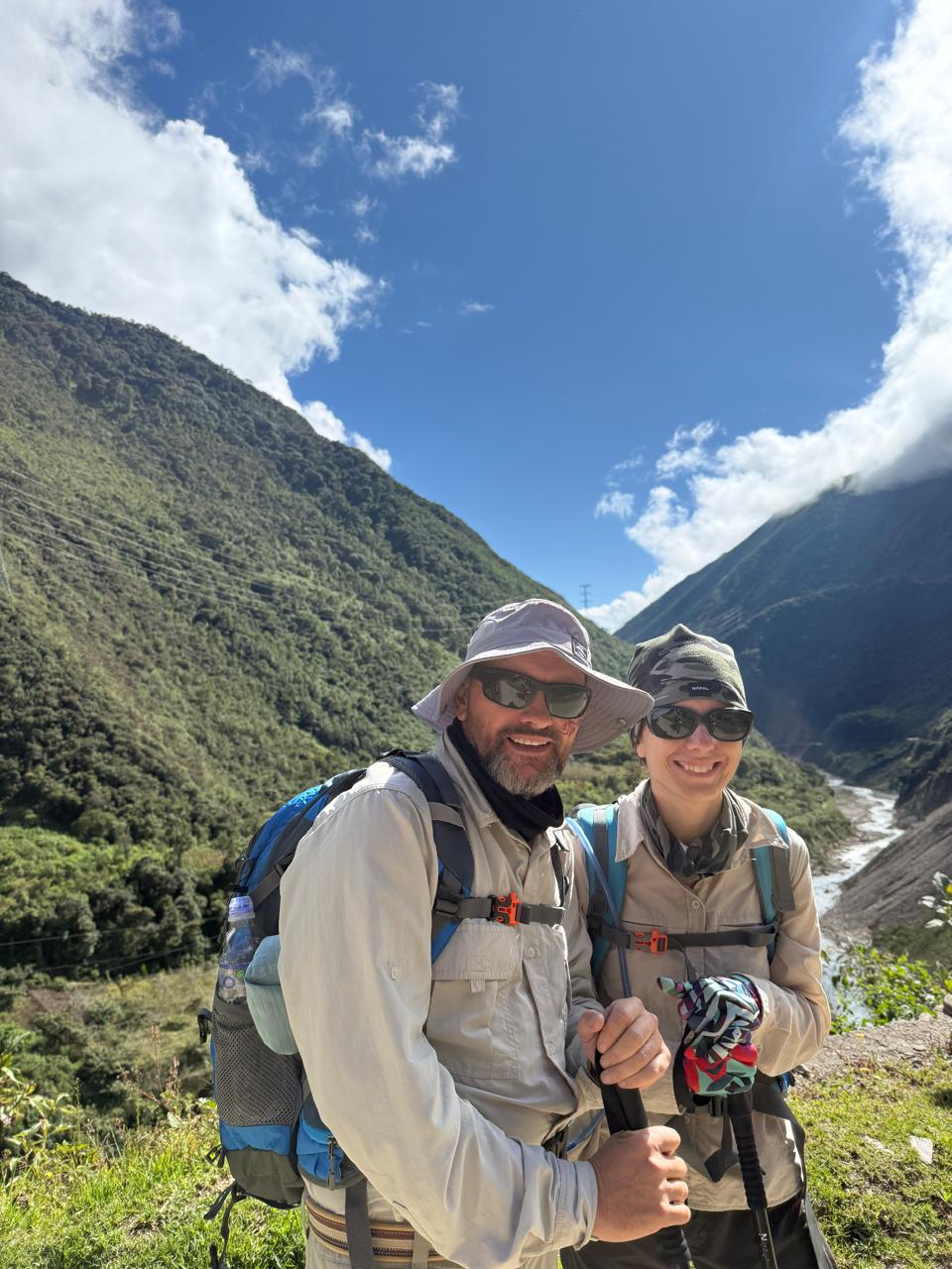 COLLPAPAMPA – LUCMABAMBA – JUNGLE DOMES