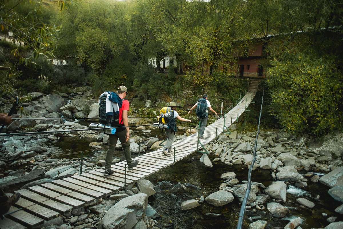 Trekking al Cerro Áspero y Pueblo Escondido