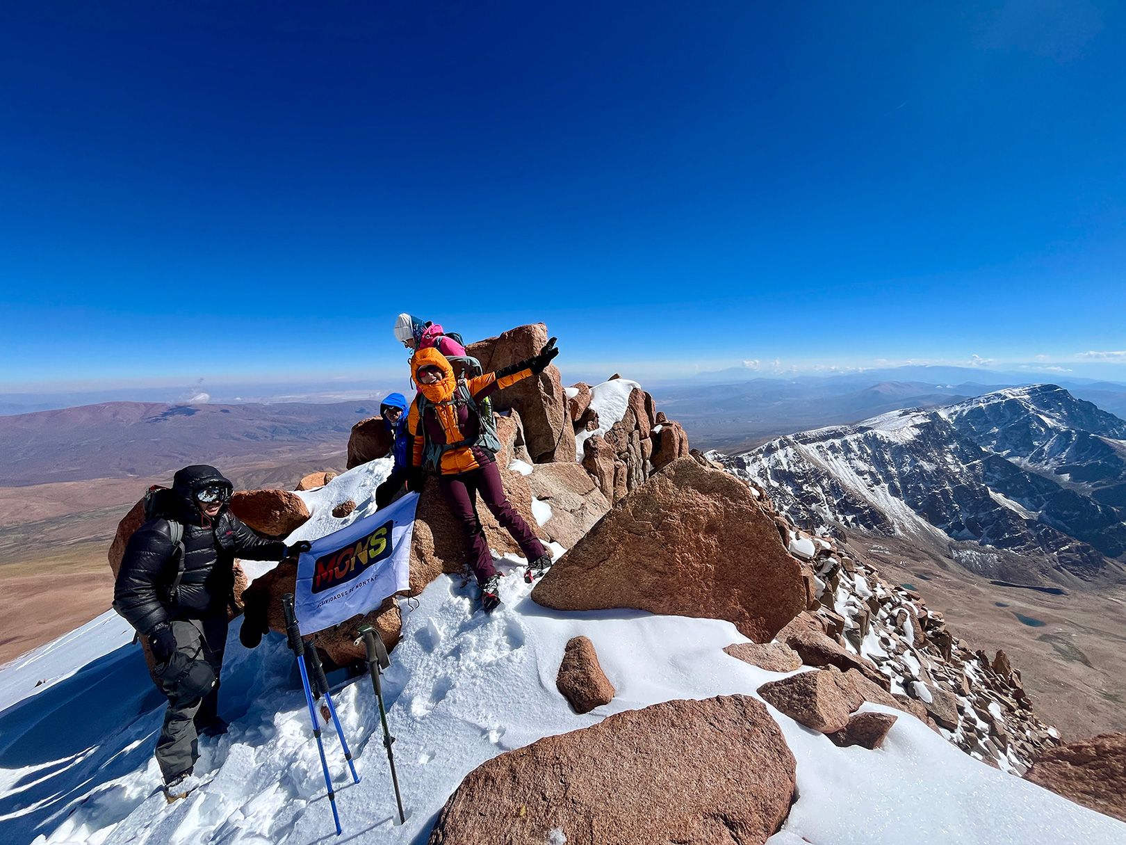 Expedición Nevado del Chañi: Ascenso al Techo de Jujuy (5.896 m.s.n.m.)