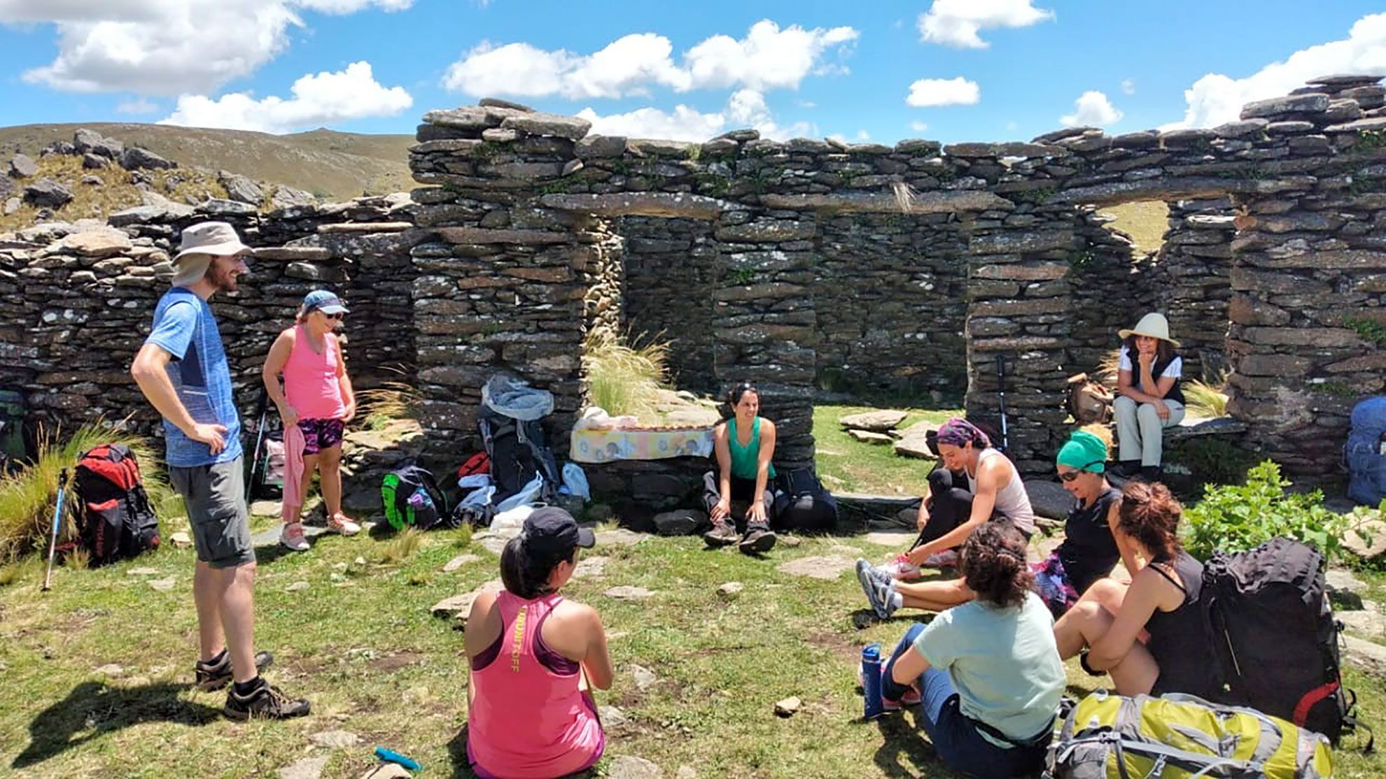 Trekking en Pueblo Escondido y Cerro Áspero - Febrero 2021 | Salida 49