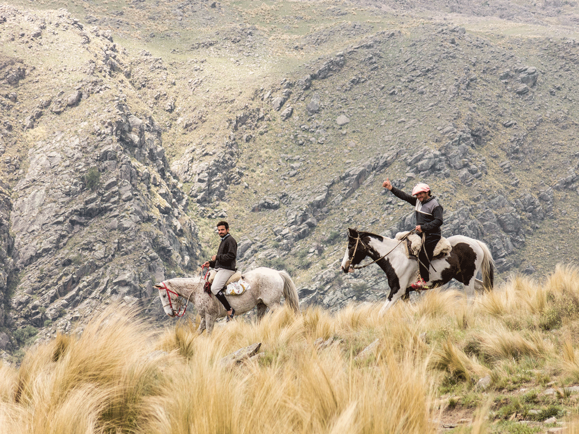 Trekking a Pueblo Escondido y Cerro Áspero - Noviembre 2021 | Salida 75