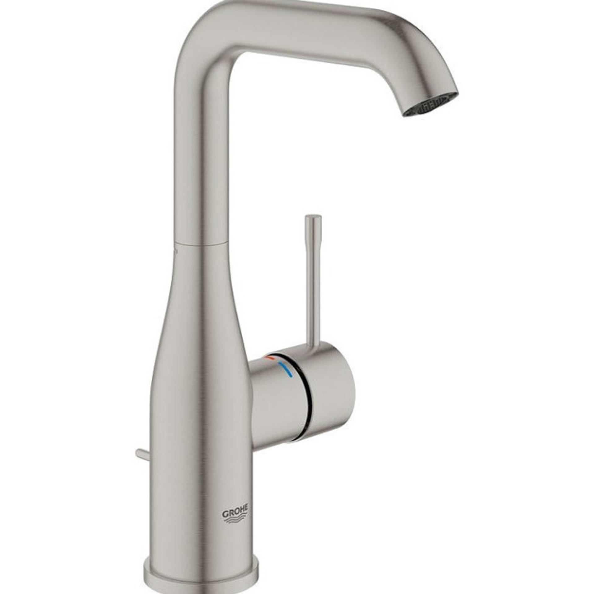 GROHE Essence New смесител за умивалник, едноръкохватков, L - размер