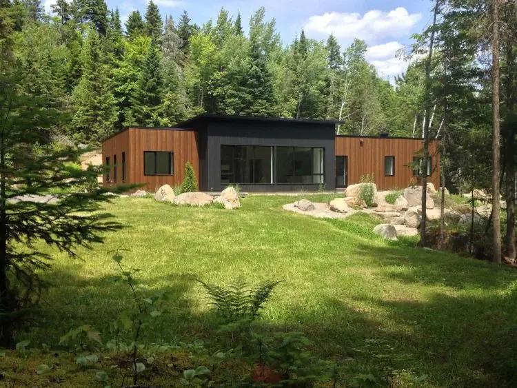 House monette