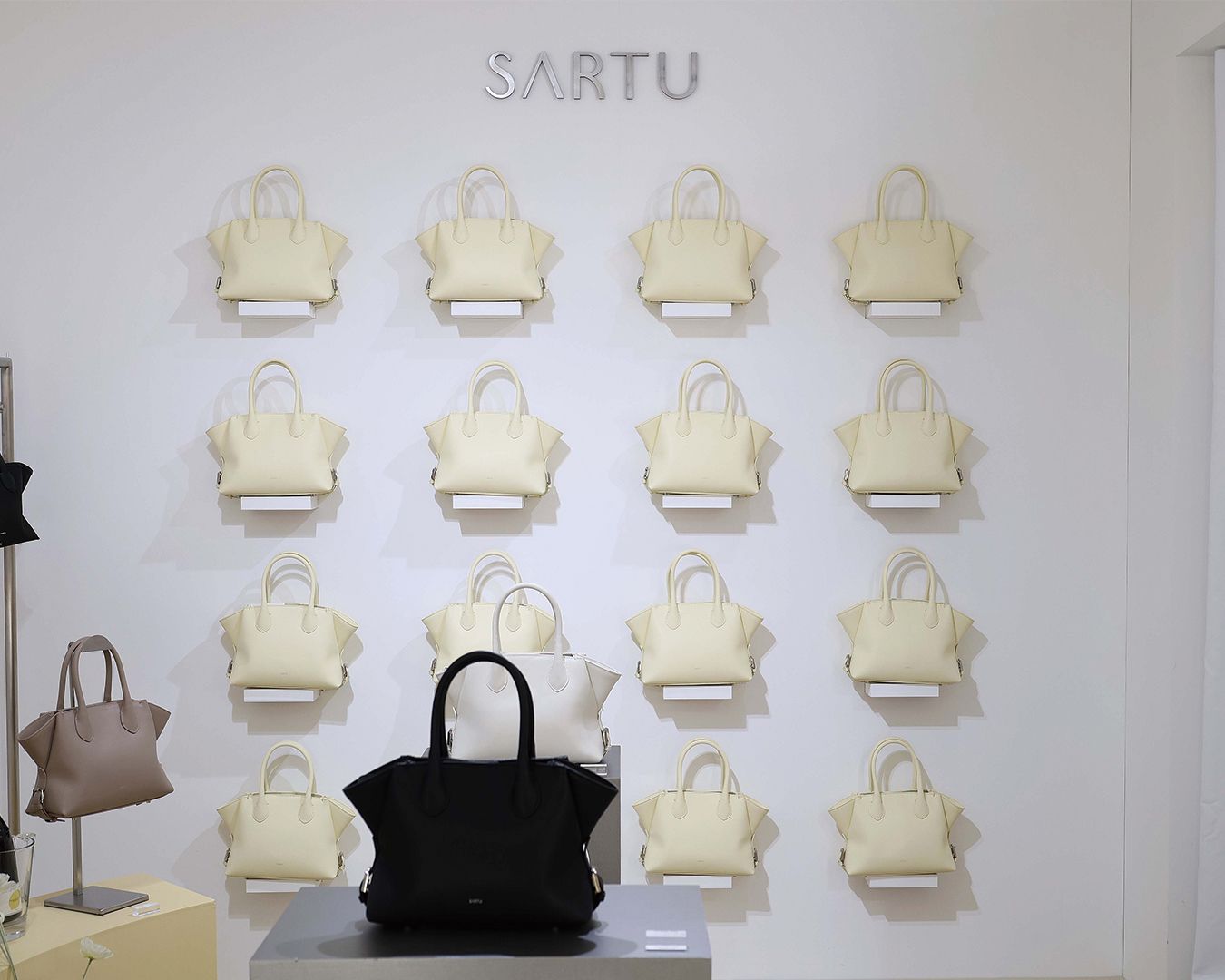 성수 사르투(SARTU) 팝업스토어 현장 사진 5