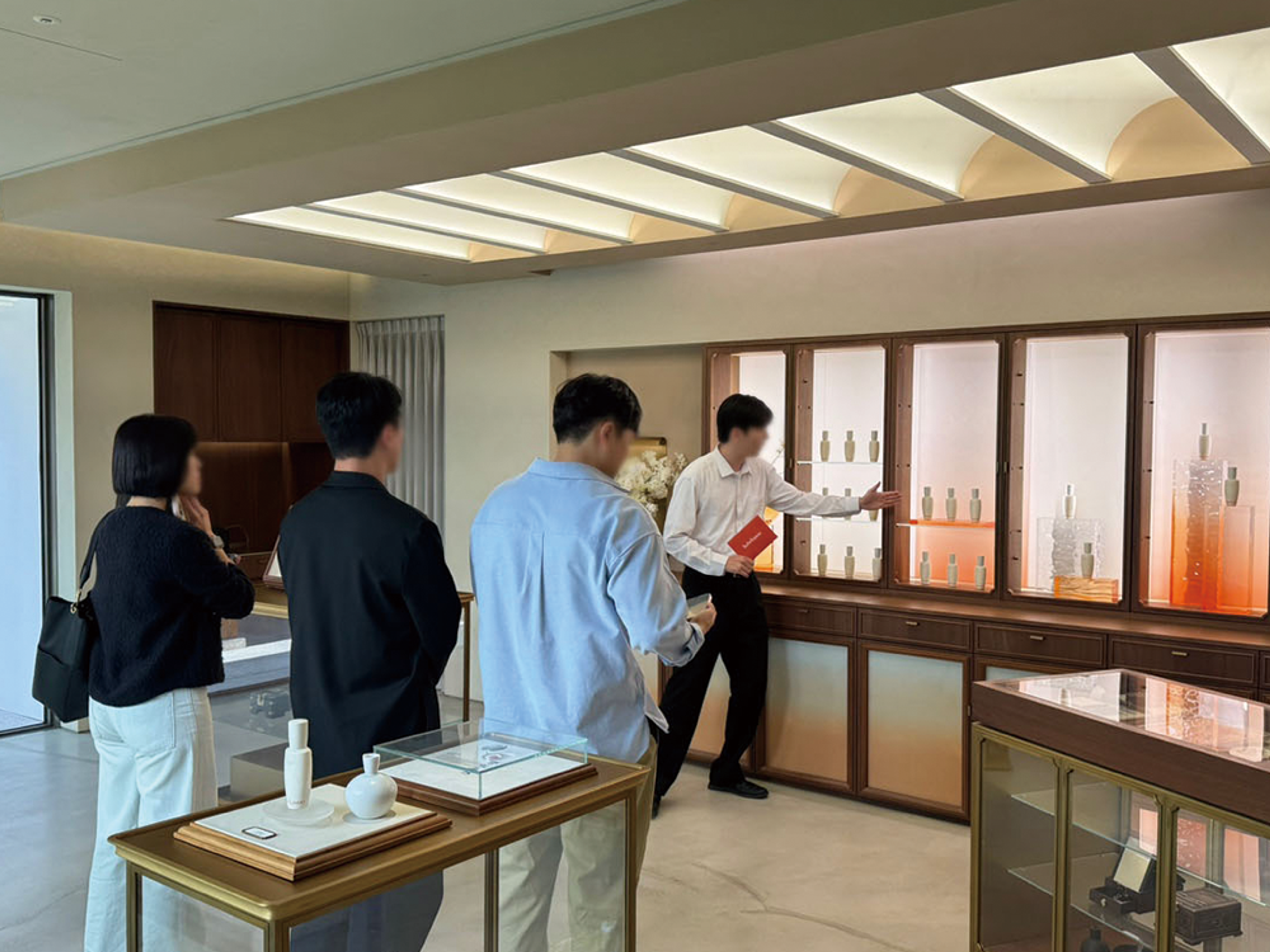 북촌 설화수(Sulwhasoo) '설화수의 집' 플래그십 스토어 운영