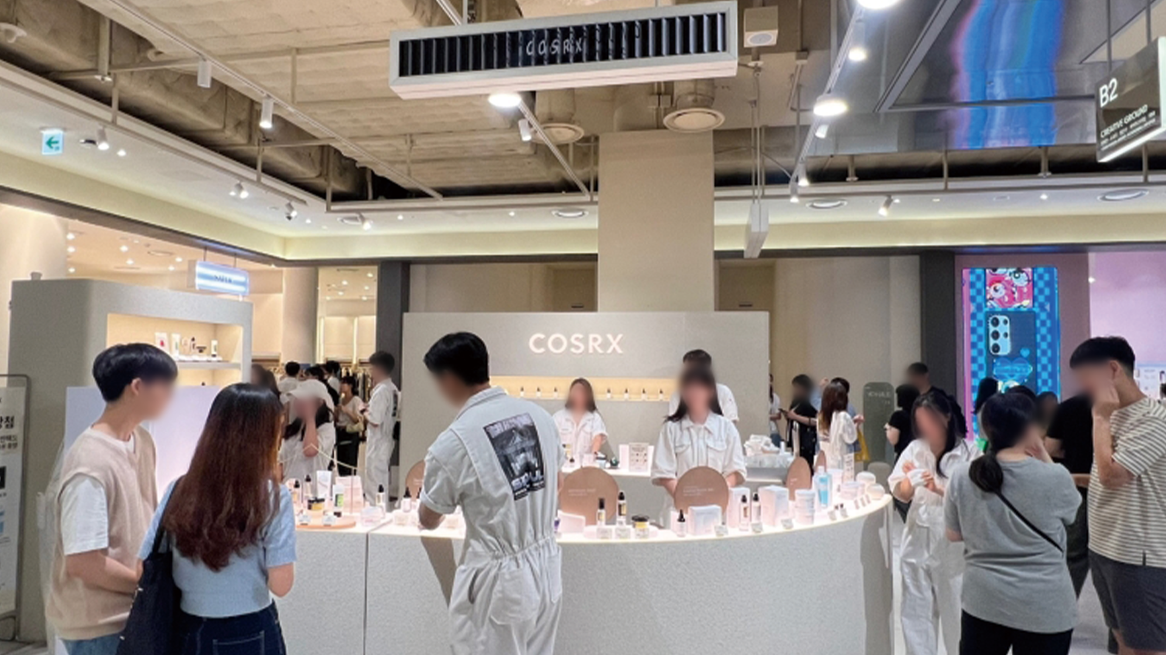 더현대 서울 코스알엑스(COSRX) 팝업스토어 운영