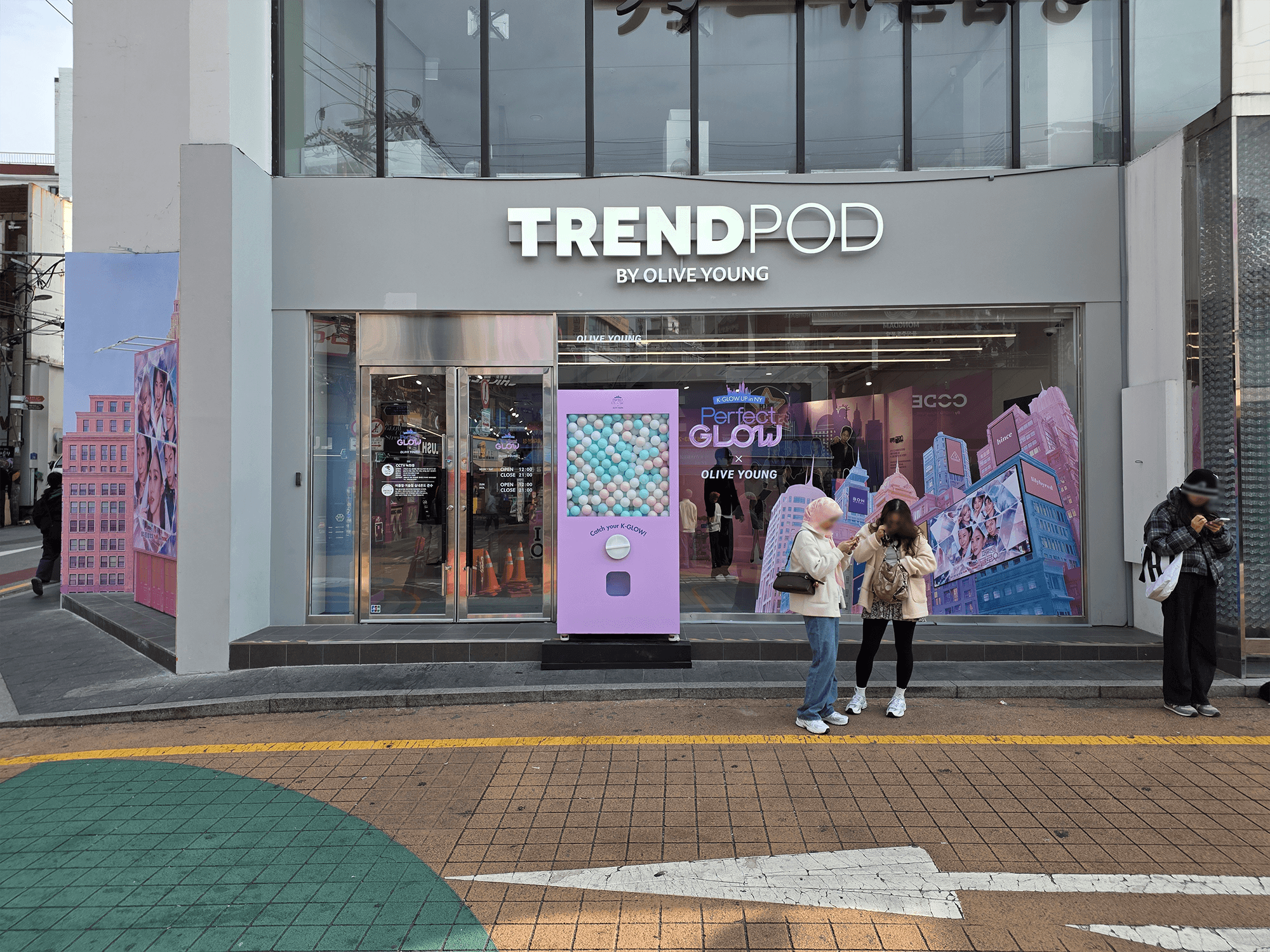 홍대 올리브영 트렌드팟 라운드랩(ROUND LAB) 팝업스토어 운영 현장 사진 2
