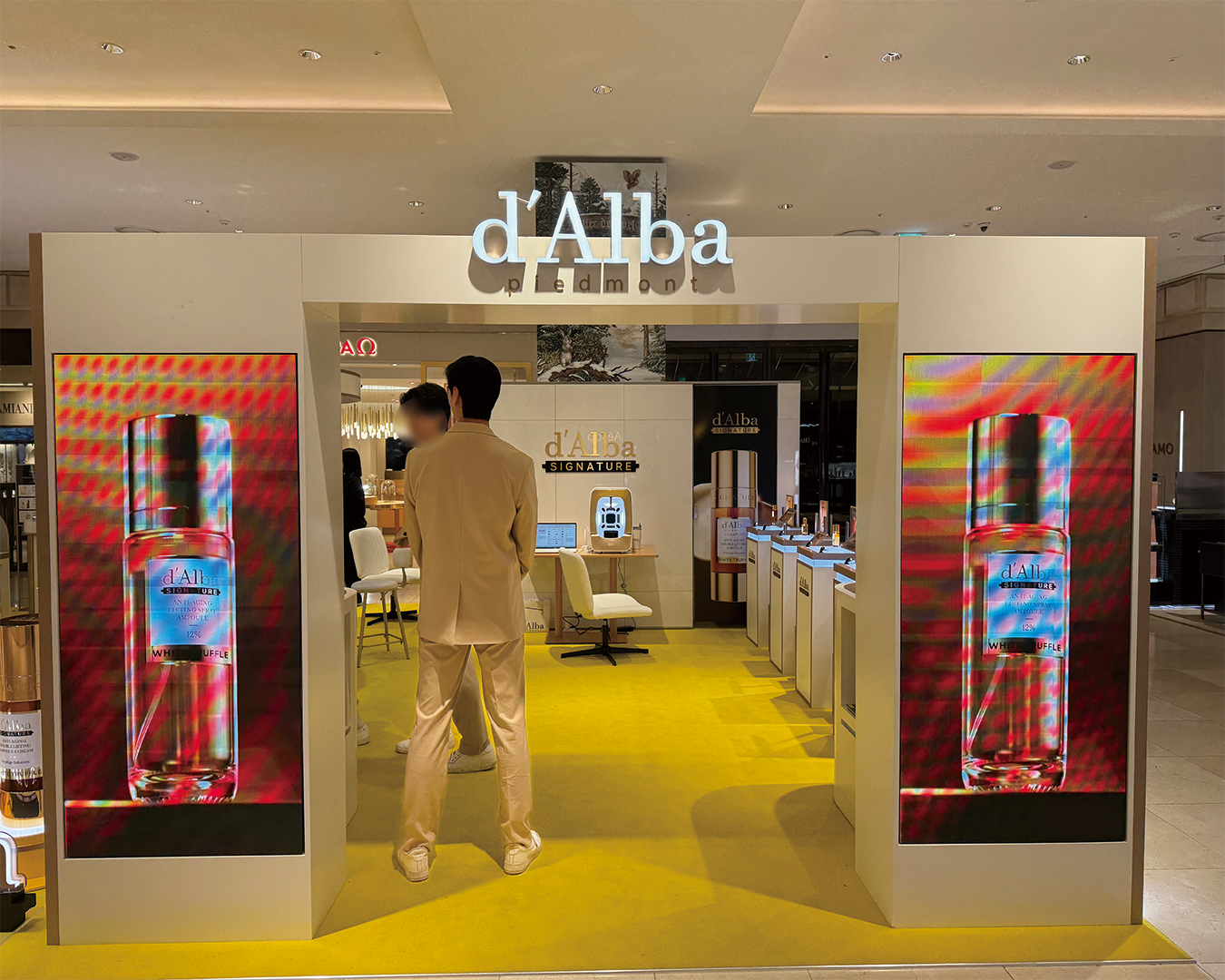 달바(d'Alba) 시그니처 론칭 팝업스토어 현장 사진 1