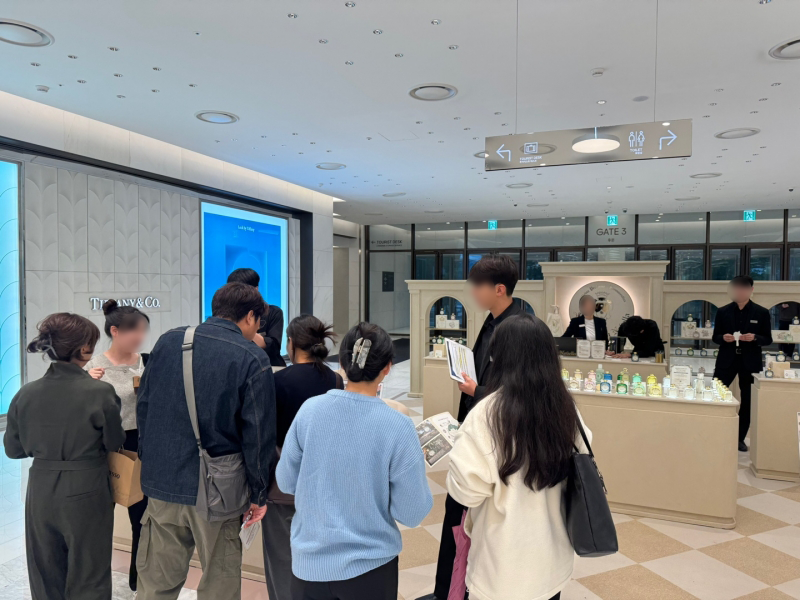 산타마리아노벨라(Santa Maria Novella) 더현대 서울 팝업스토어 운영 현장 사진 2