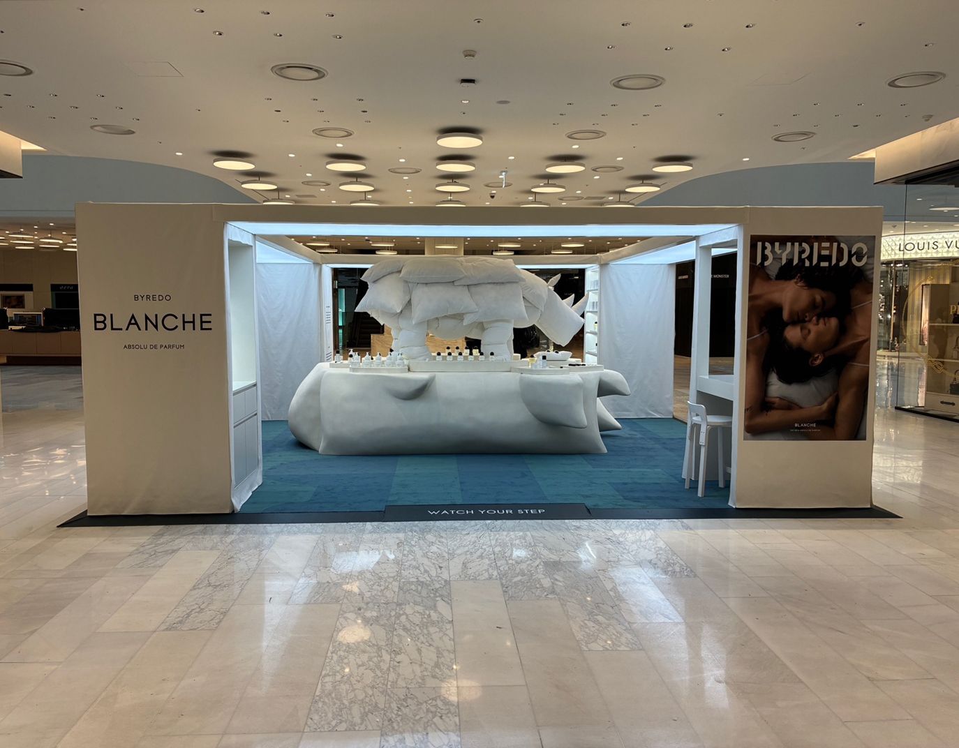 더현대 서울 바이레도(BYREDO) 팝업스토어 운영 현장 사진 1