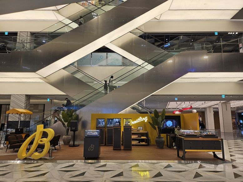 신세계 대구 브라이틀링(BREITLING) 팝업스토어 운영 현장 사진 1