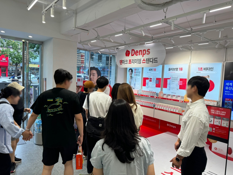 덴프스(Denps) 올리브영 관악타운점 팝업스토어 운영 현장 사진 2