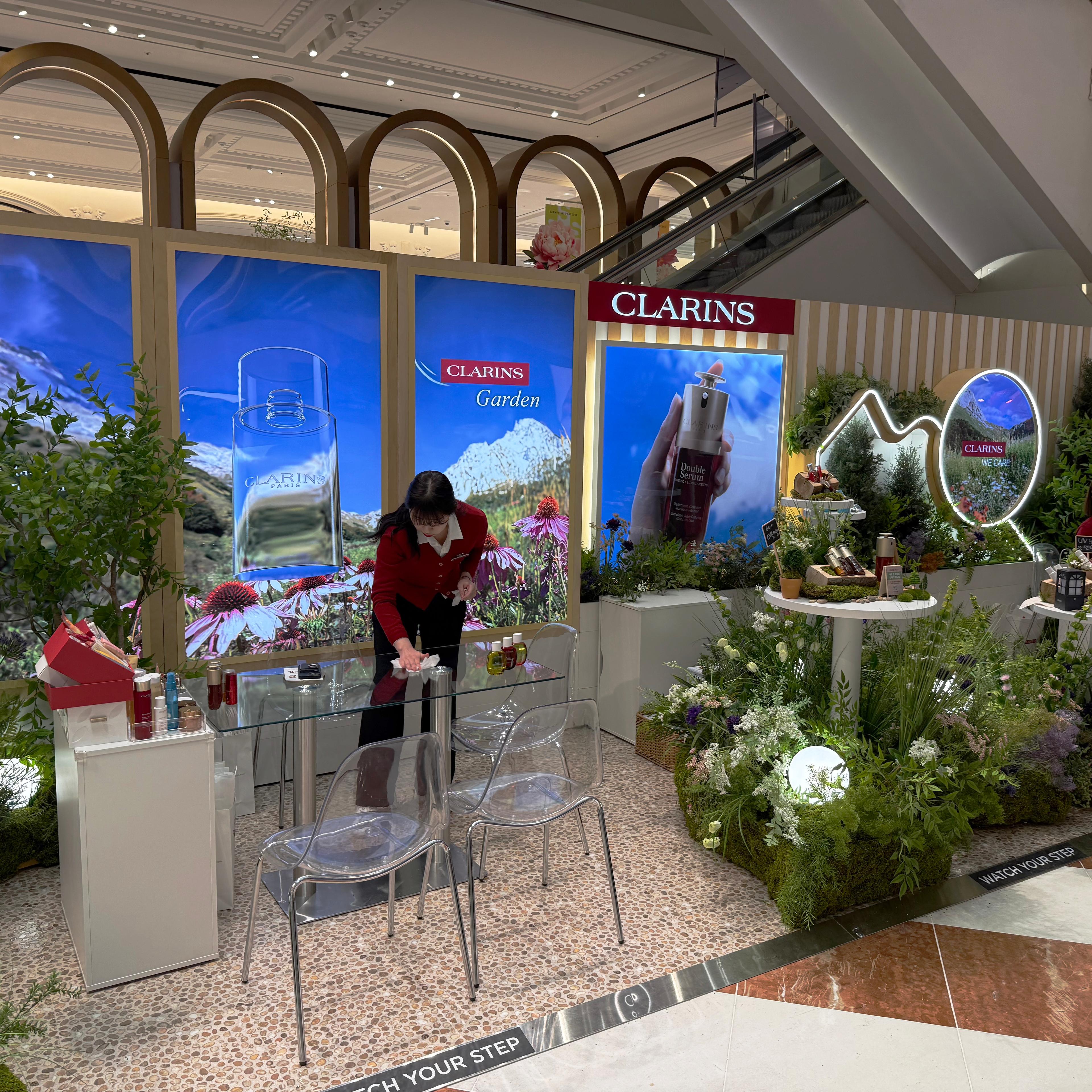 신세계 강남점 클라랑스(CLARINS) 팝업스토어 운영 현장 사진 1