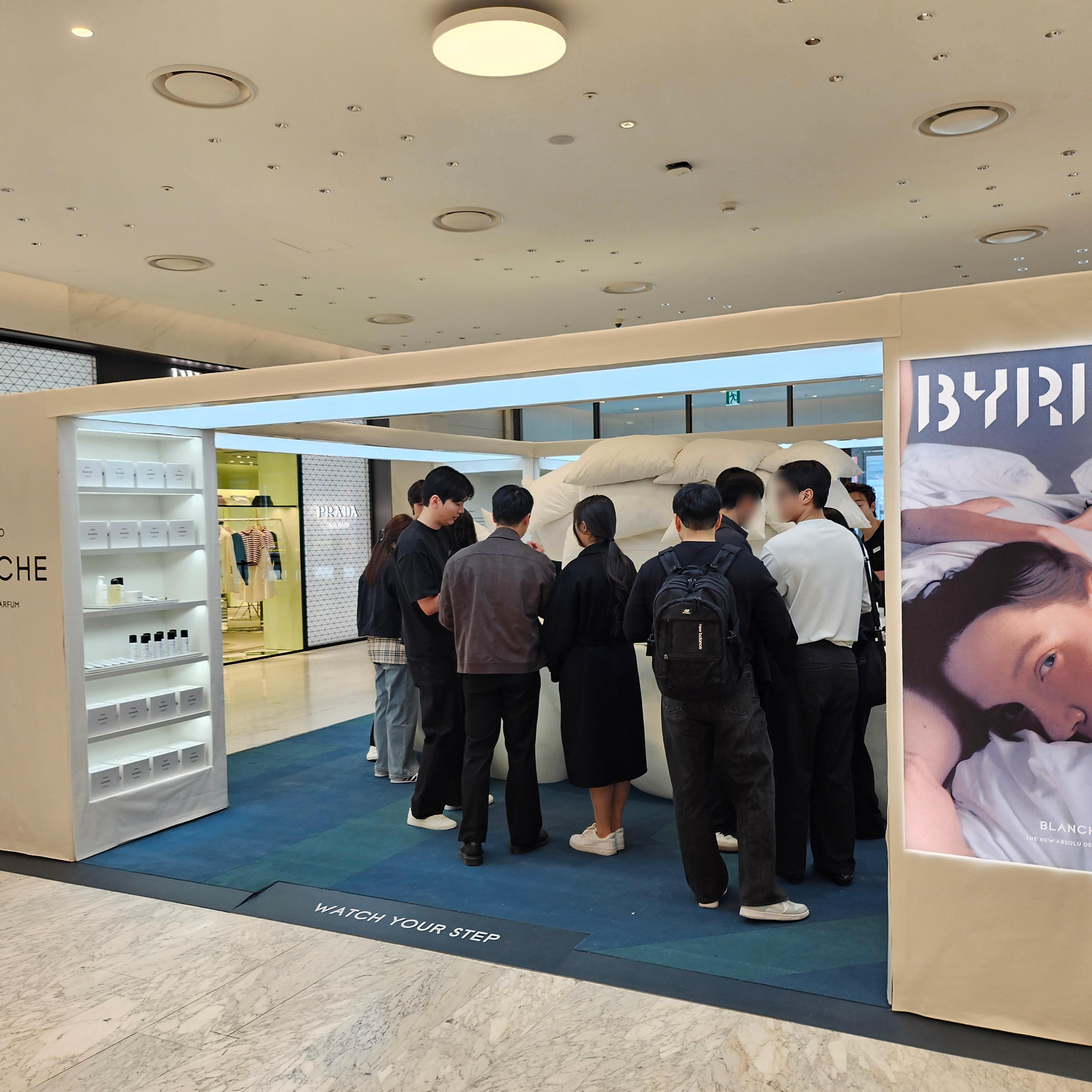 더현대 서울 바이레도(BYREDO) 팝업스토어 운영 현장 사진 5