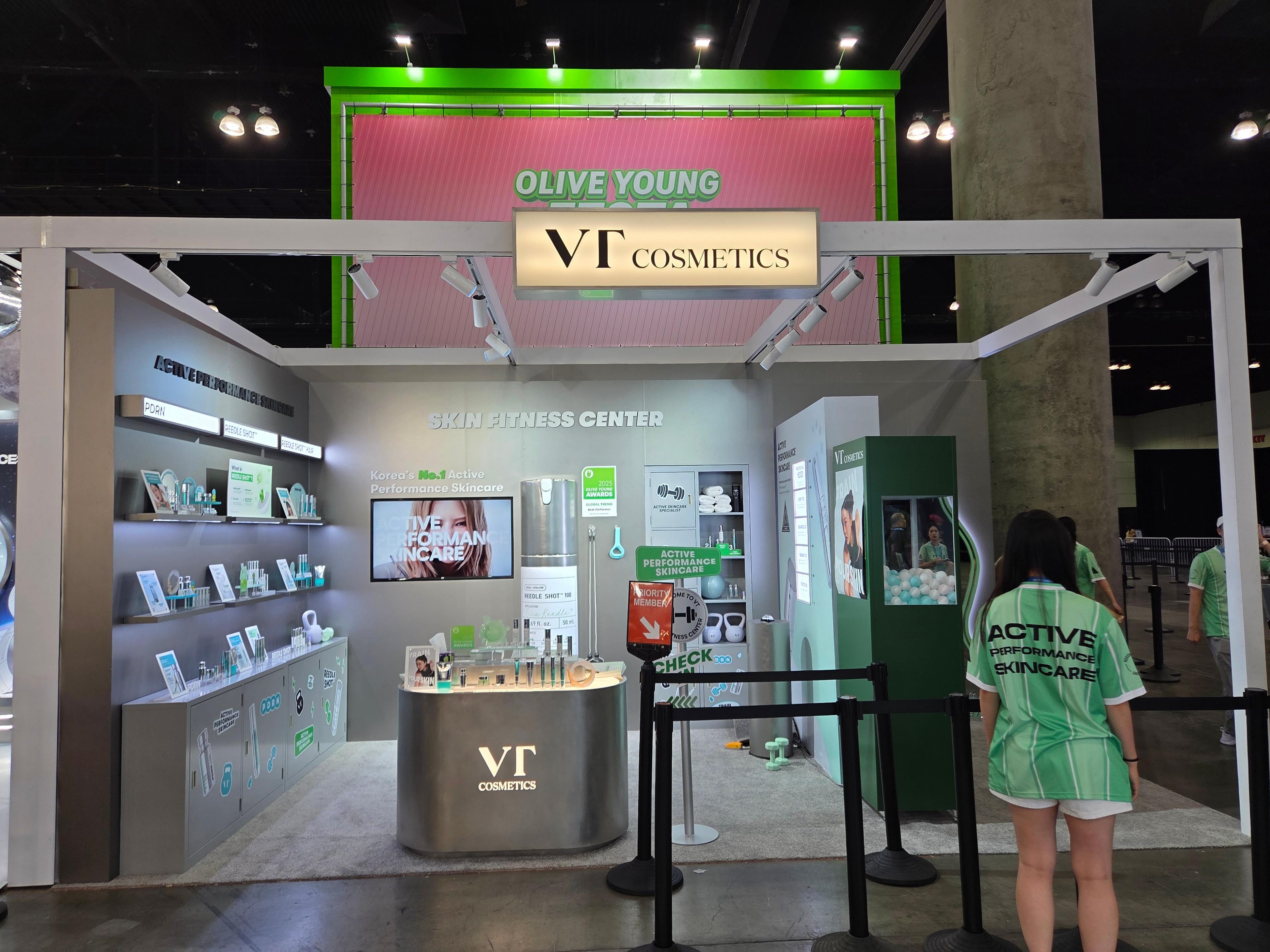 LA 올리브영 페스타 VT 코스메틱 부스 전경