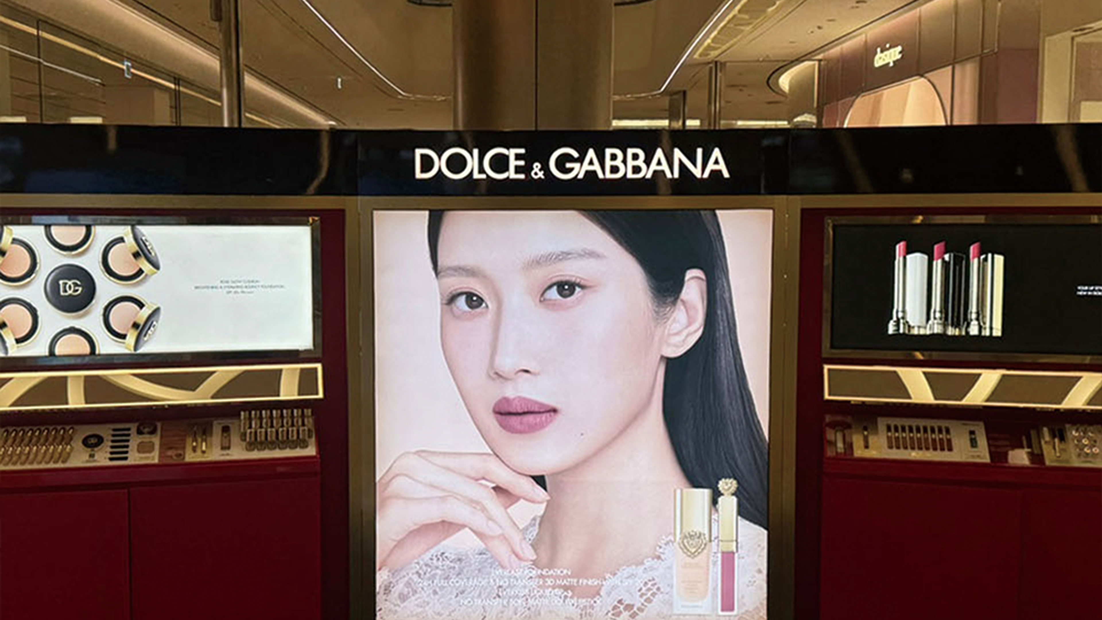 잠실 롯데월드몰 돌체앤가바나(Dolce&Gabbana) 팝업스토어 운영