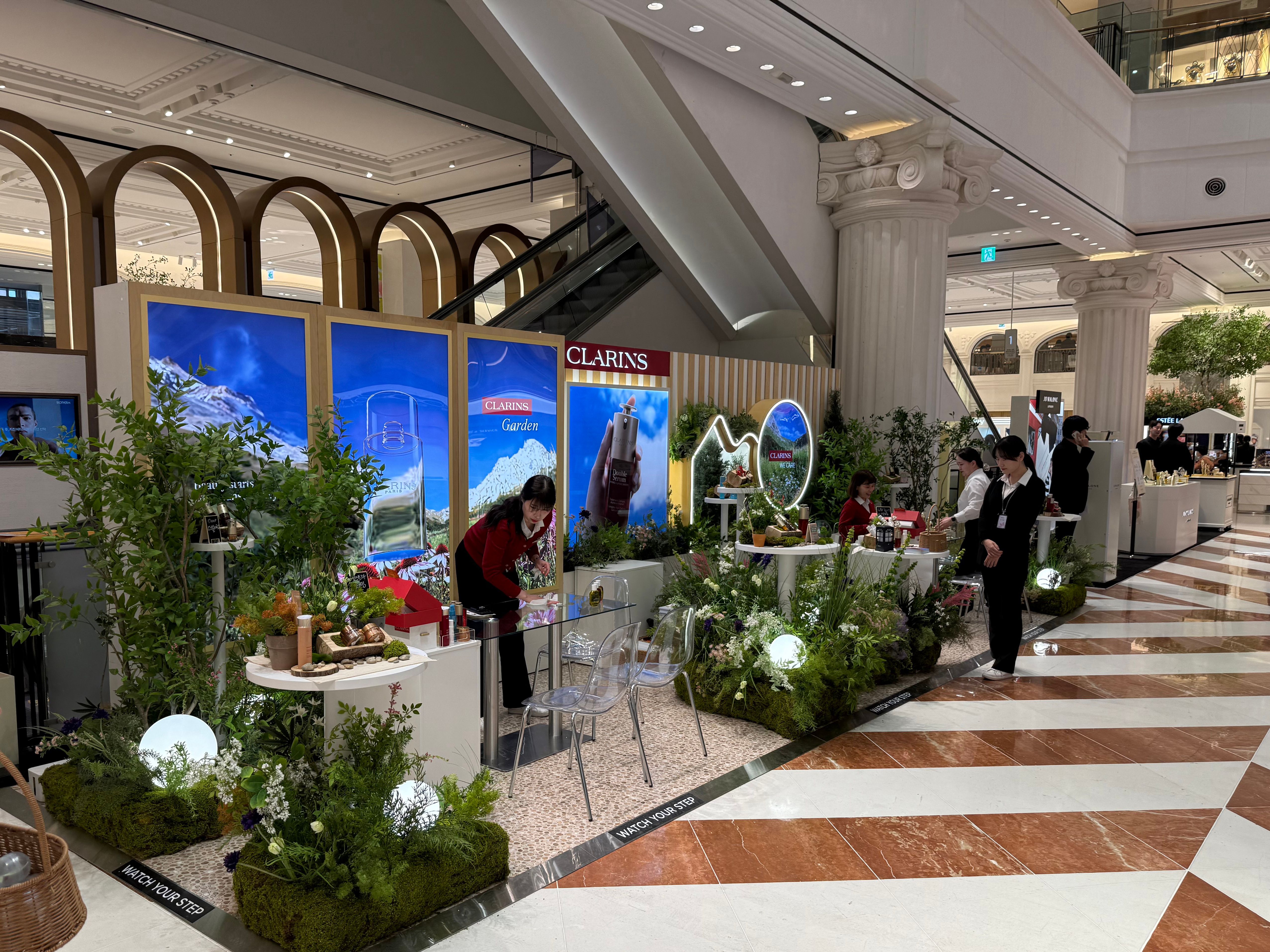 신세계 강남점 클라랑스(CLARINS) 팝업스토어 운영 현장 사진 3