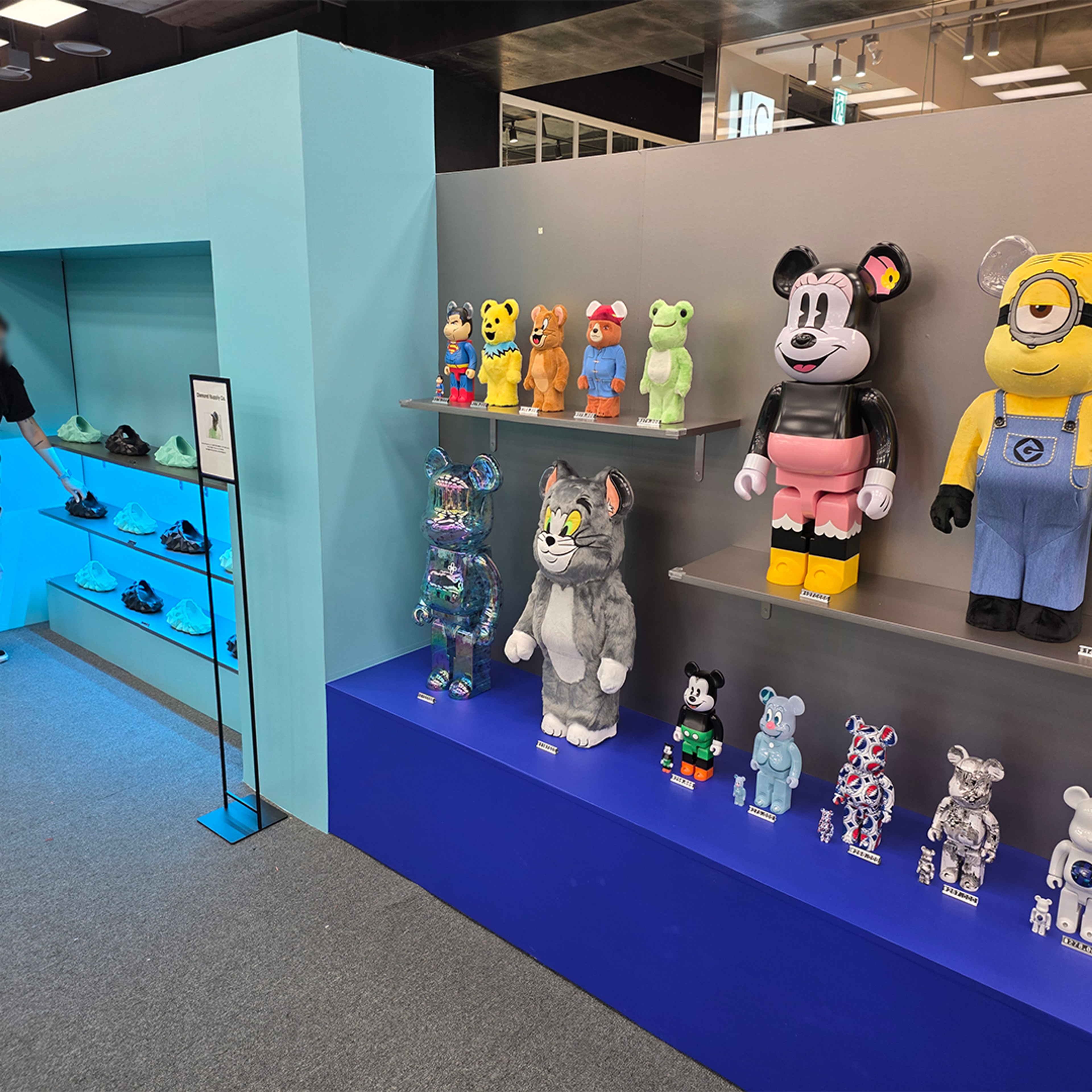 더 현대 서울 베어브릭 (BE@RBRICK) 팝업스토어 운영 현장 사진 4