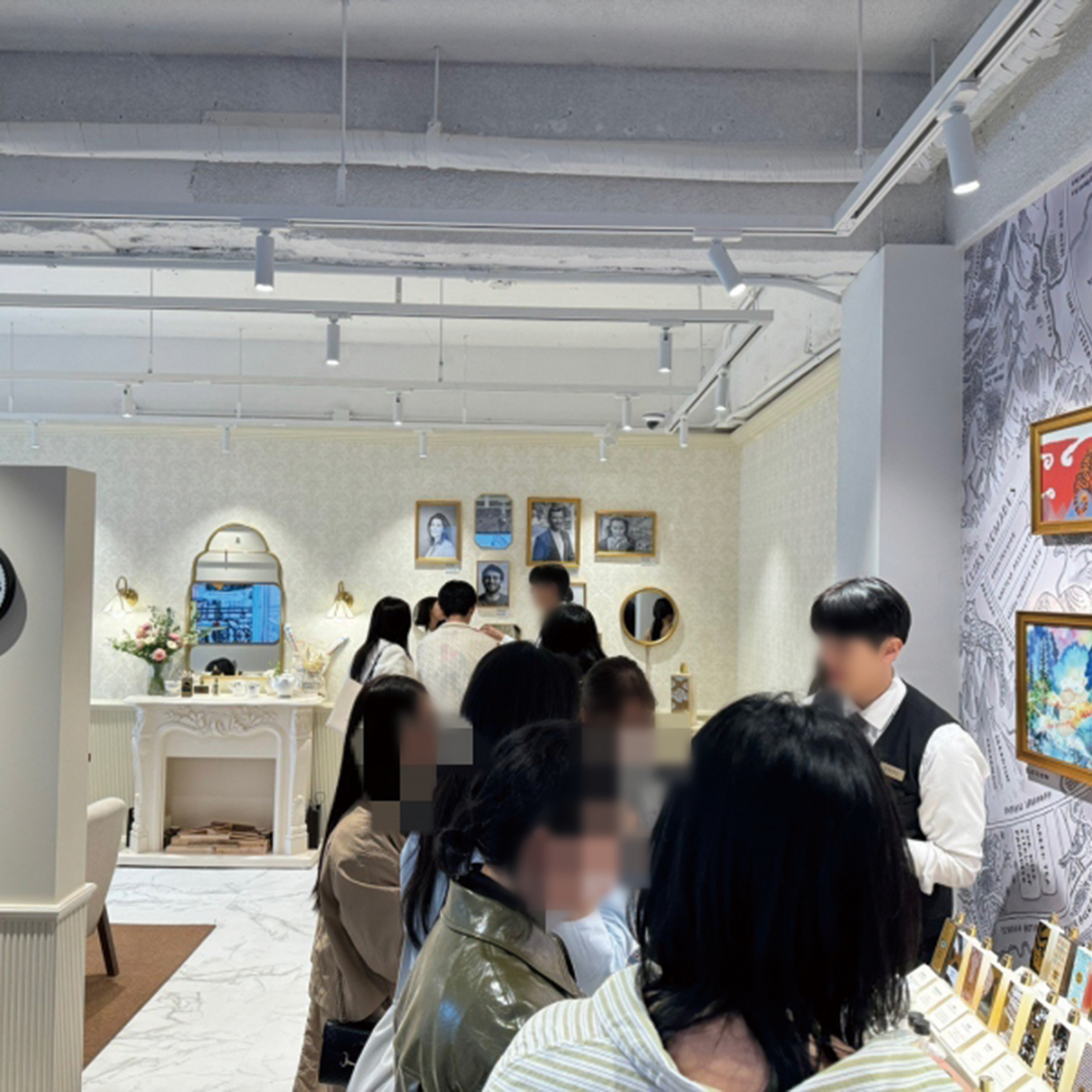 성수 메모 파리(MEMO PARIS) 팝업스토어 운영 현장 사진 2