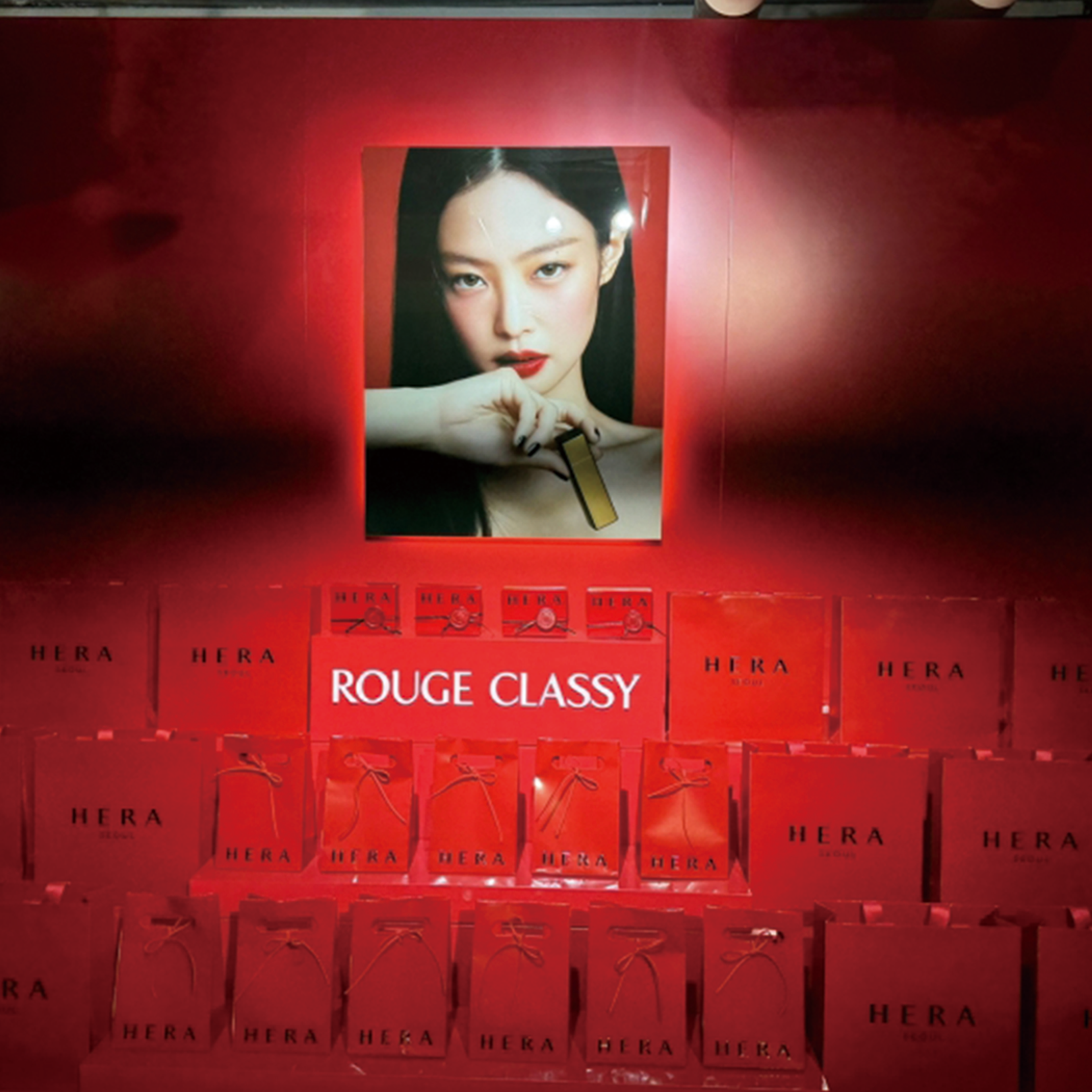 헤라(HERA) 루즈 클래시 팝업스토어 운영 현장 사진 1