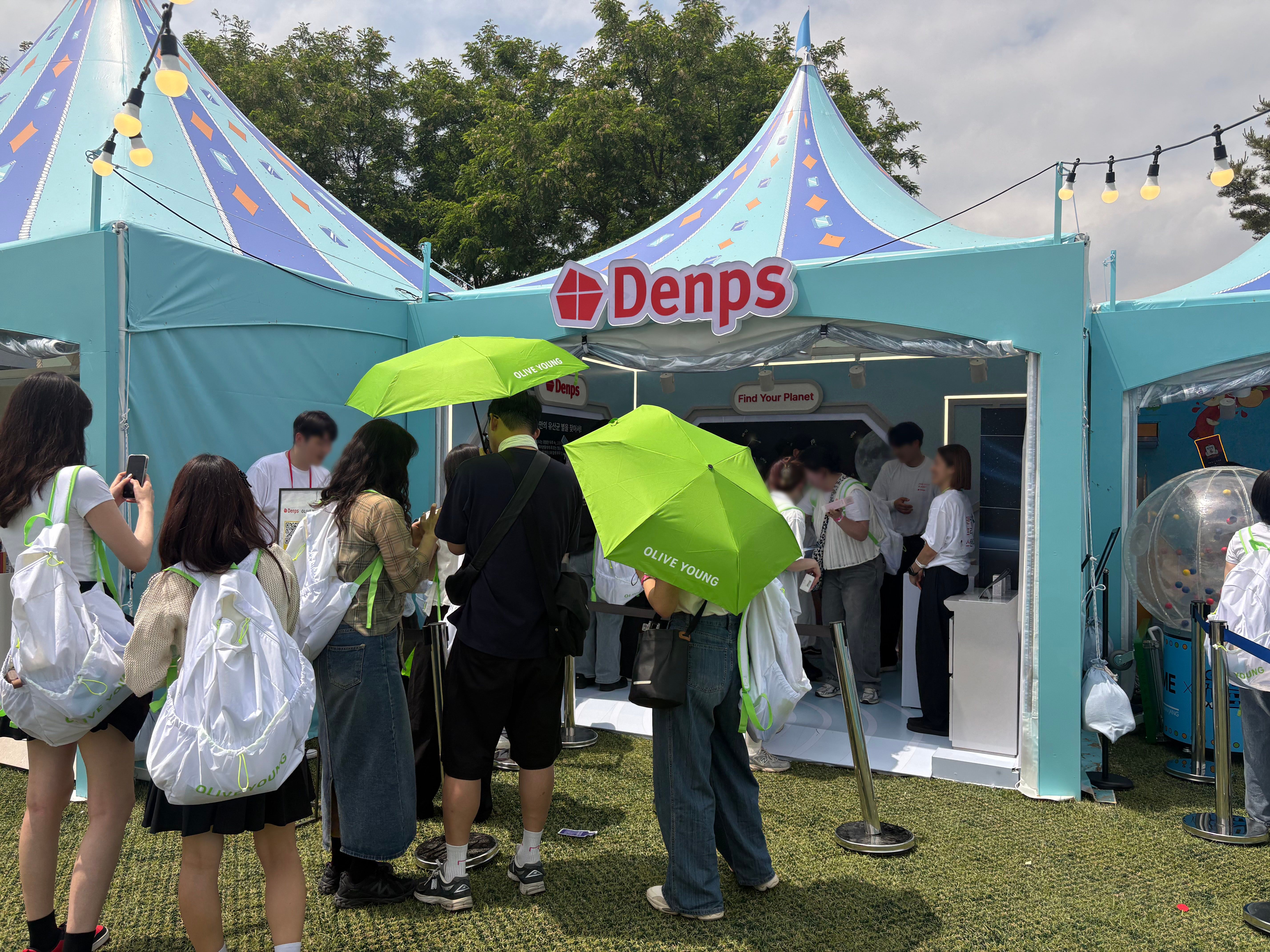 2025 올리브영 페스타 덴프스(Denps) 부스 디자인 & 운영 현장 사진 7