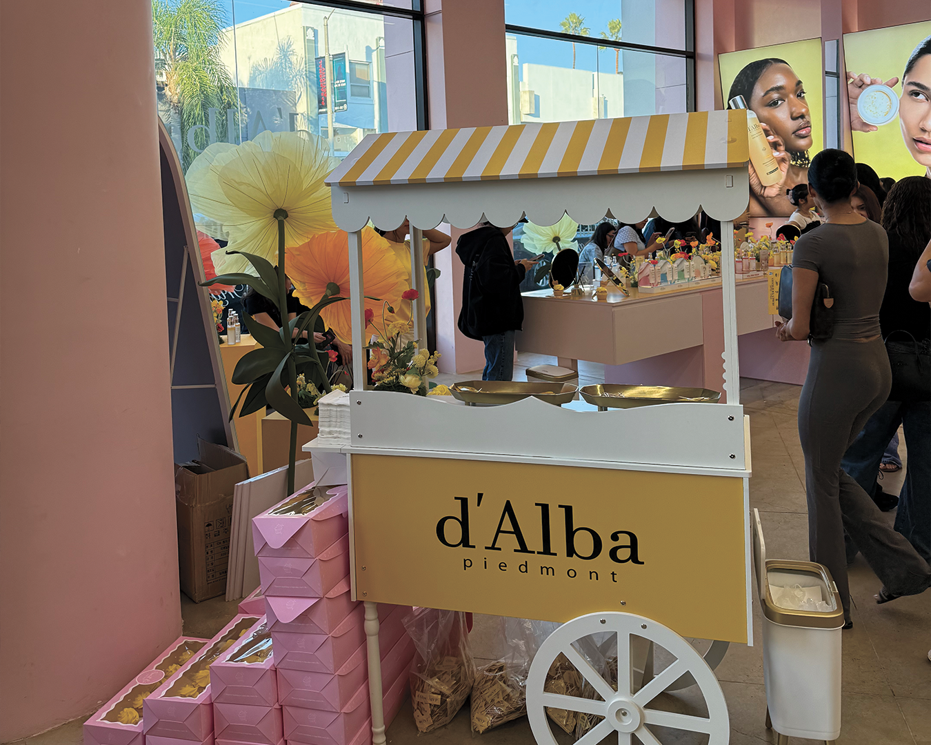LA 달바(d'Alba) 하파크리스틴 팝업스토어 현장 사진 8