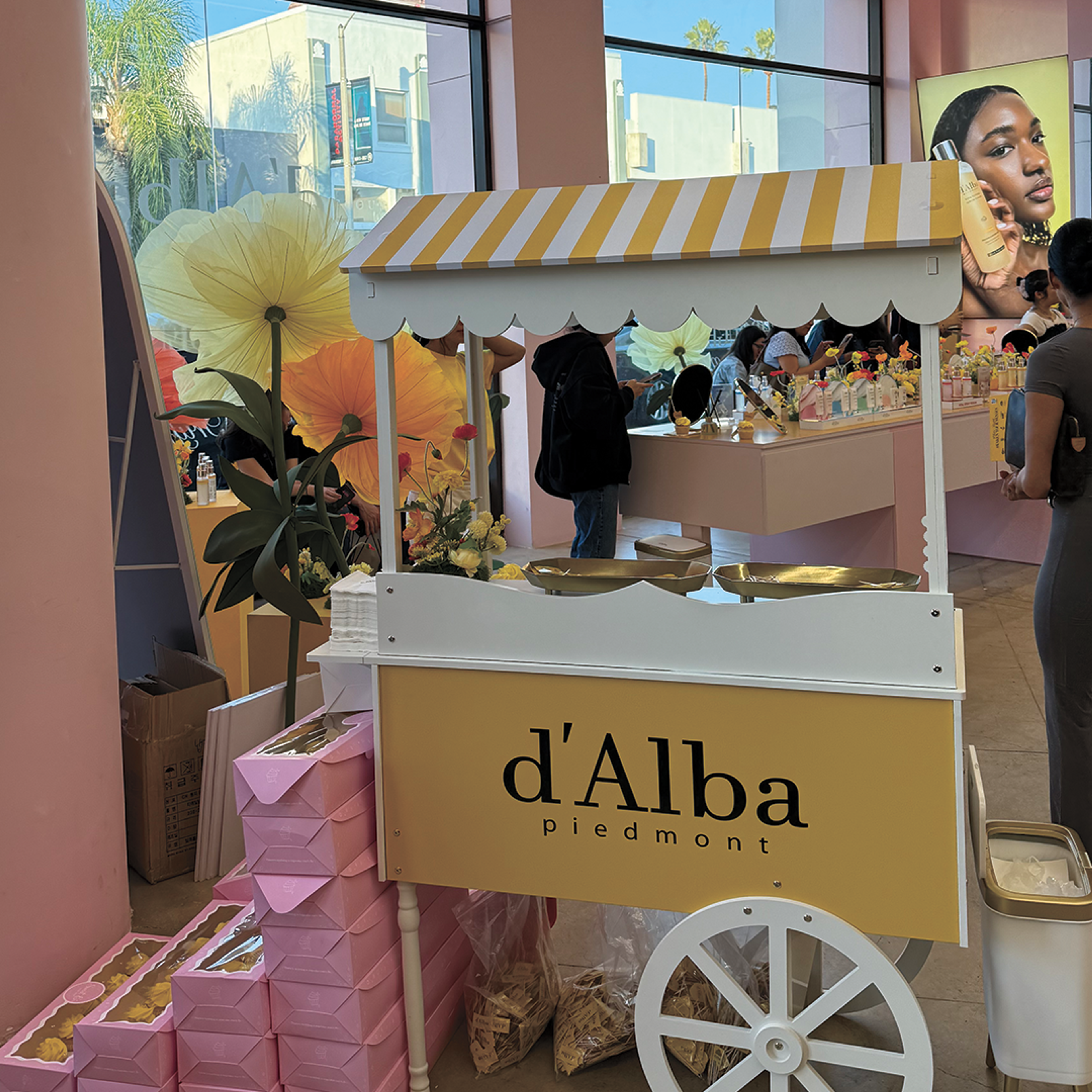 LA 달바(d'Alba) 하파크리스틴 팝업스토어 현장 사진 8