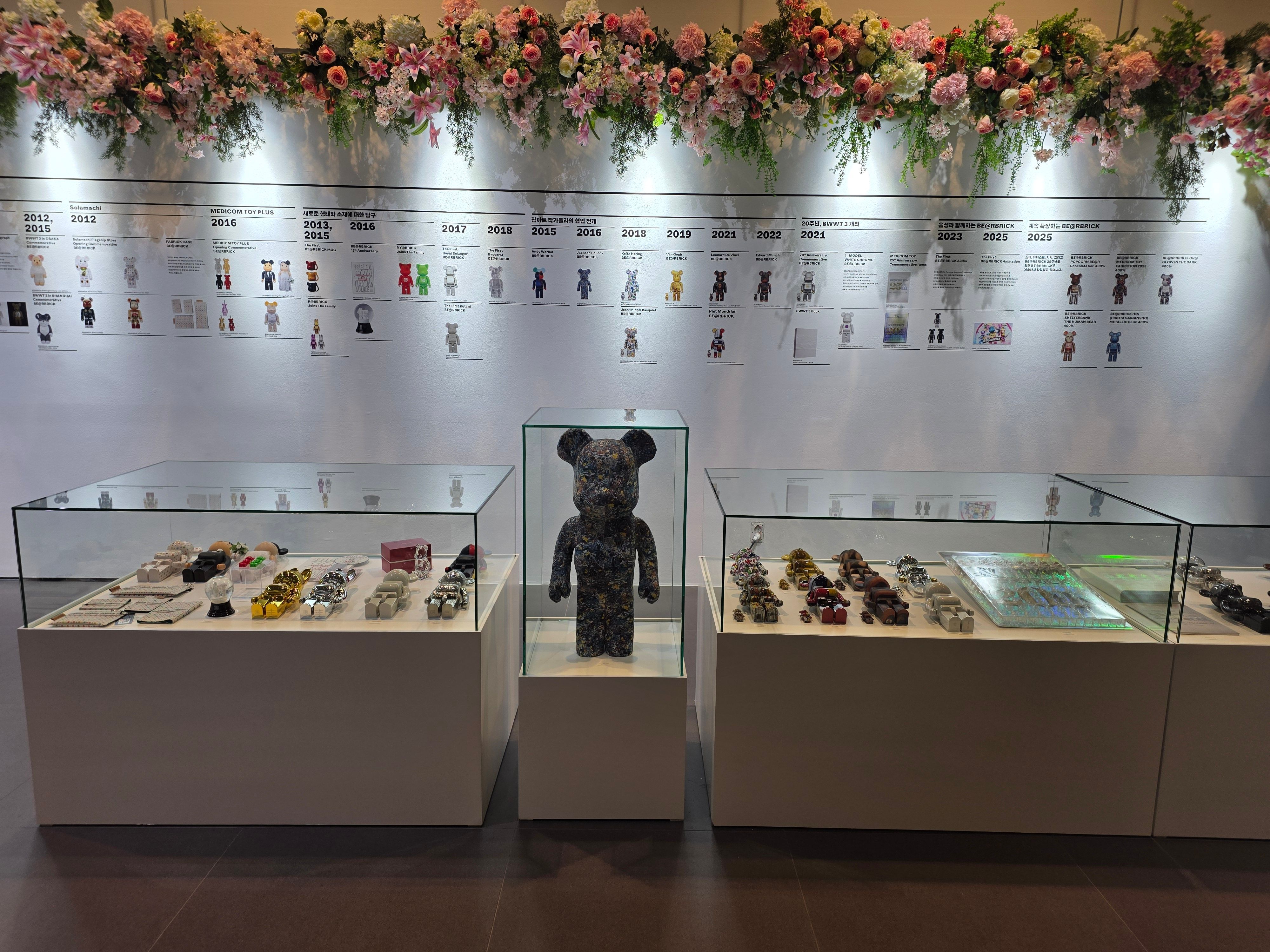 더 현대 서울 베어브릭 (BE@RBRICK) WORLD WIDE TOUR 3 IN SEOUL 전시 현장 사진 10