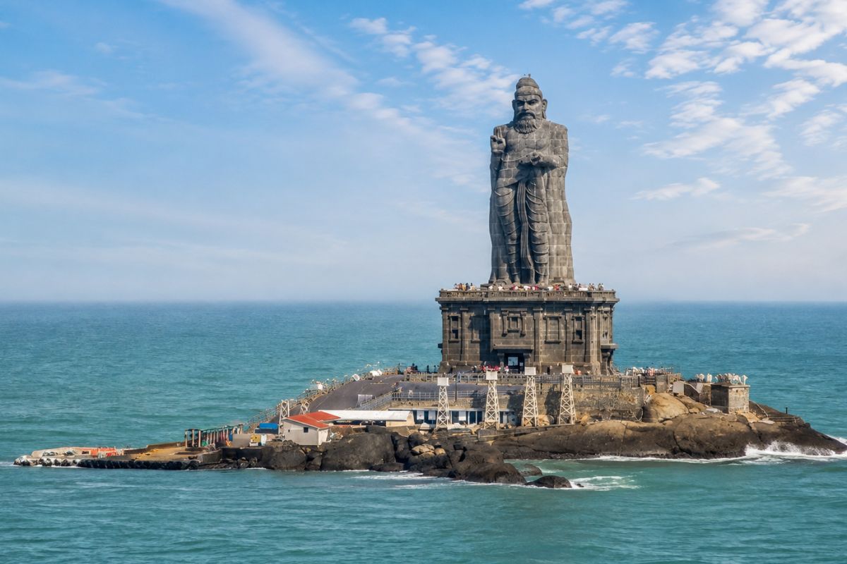 Thiruvalluvar Statue