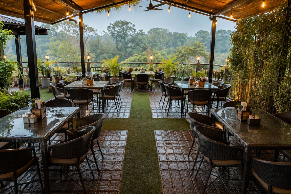 Big Cup Cafe / Coorg Coffee Works