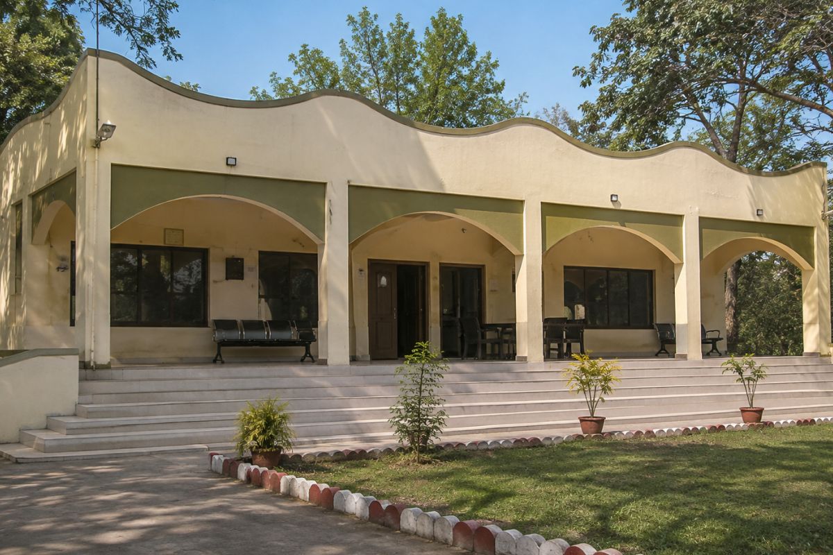Sinh Sadan Forest Guest House