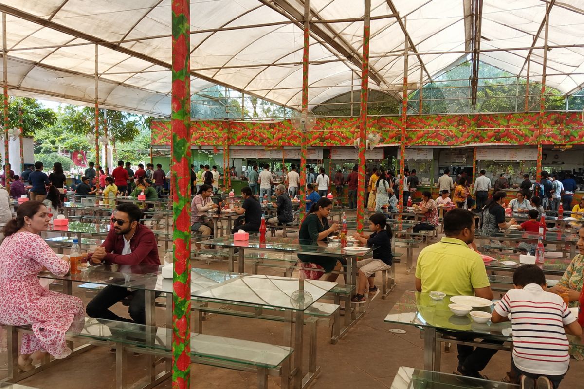 Mapro Garden Restaurant