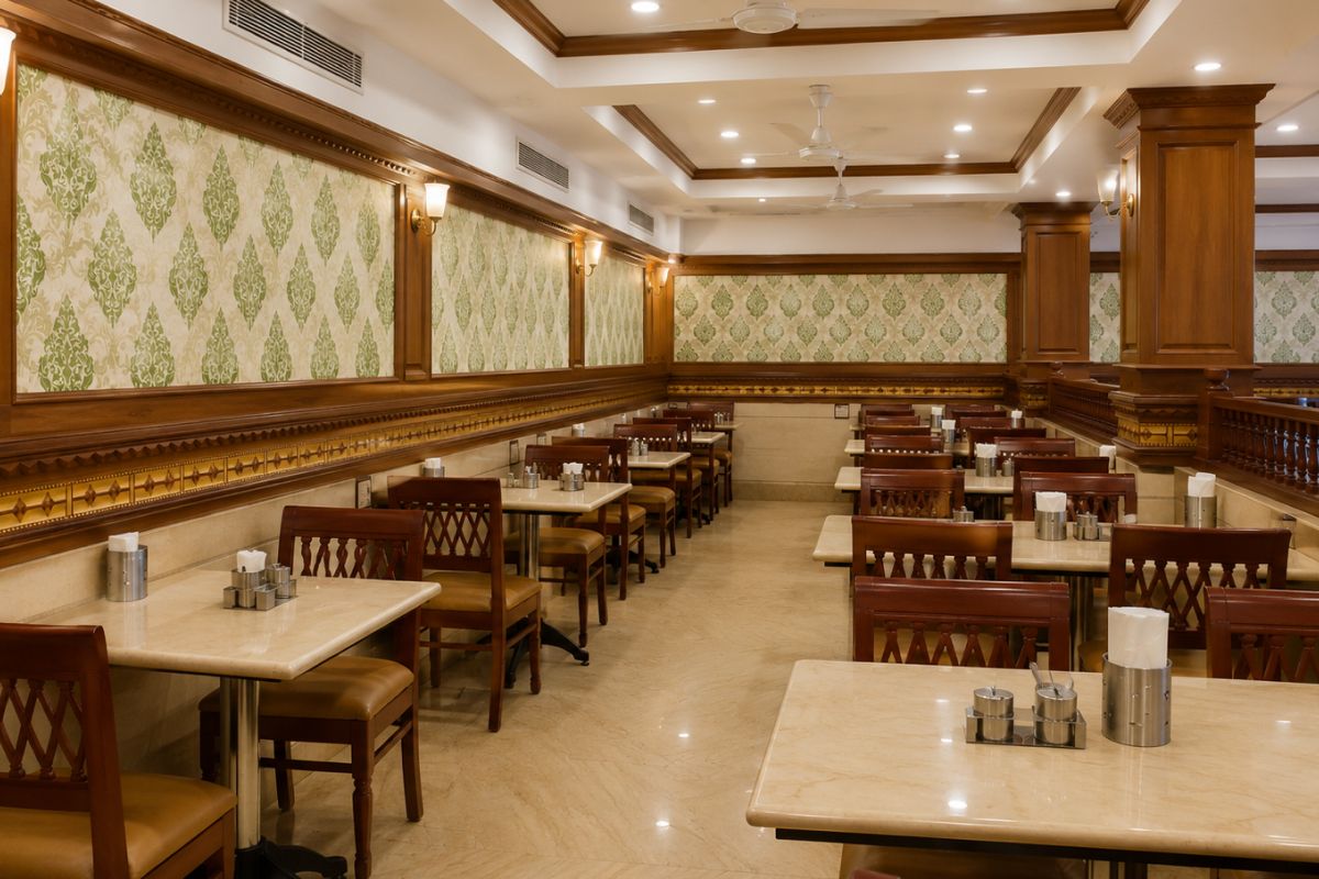 Saravana Bhavan / Gokul Oottupura