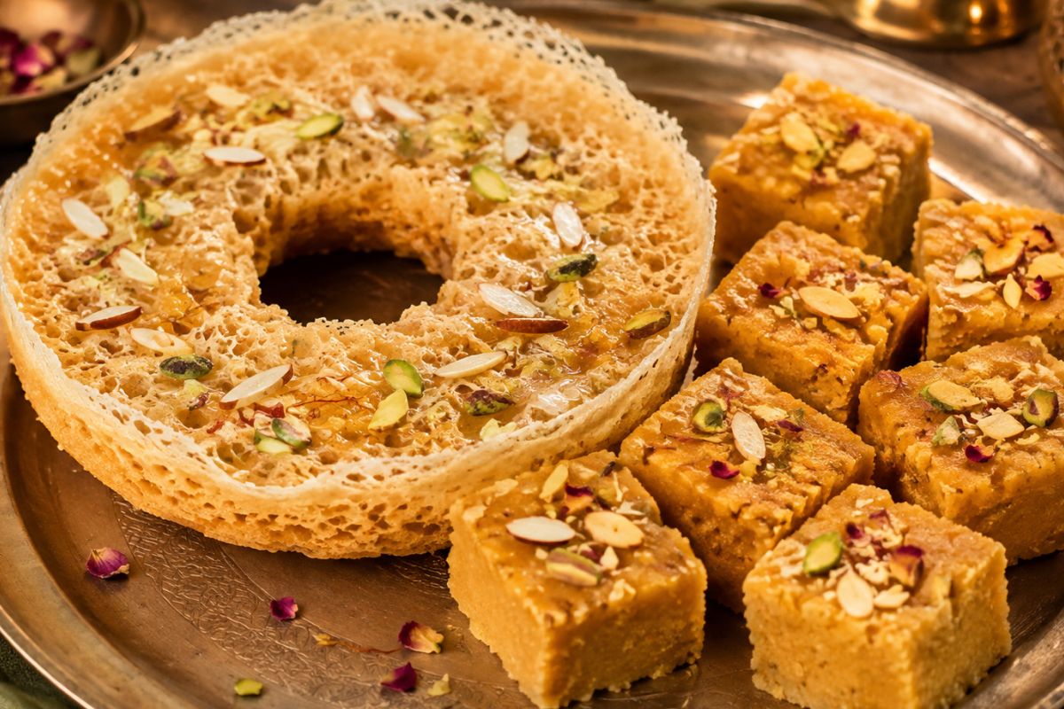 Desi Ghee Ghevar & Mohanthal