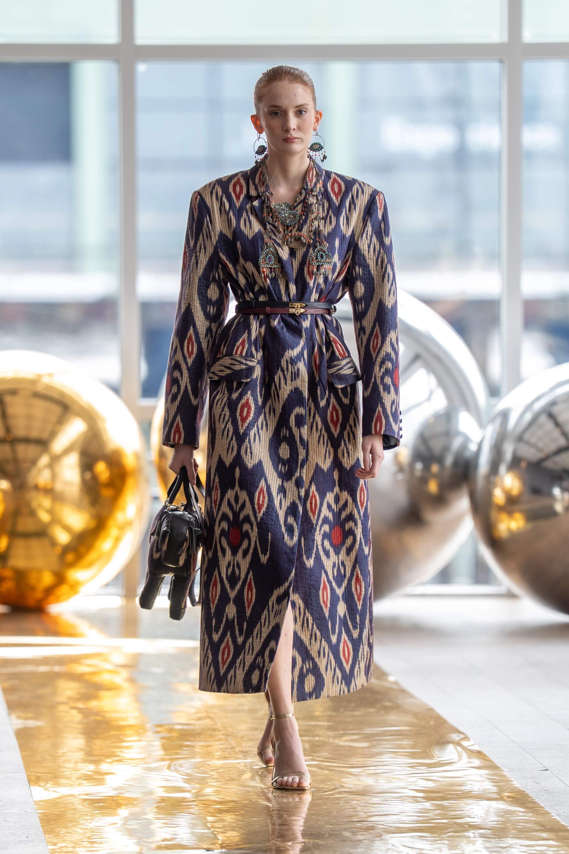 Стеганное пальто