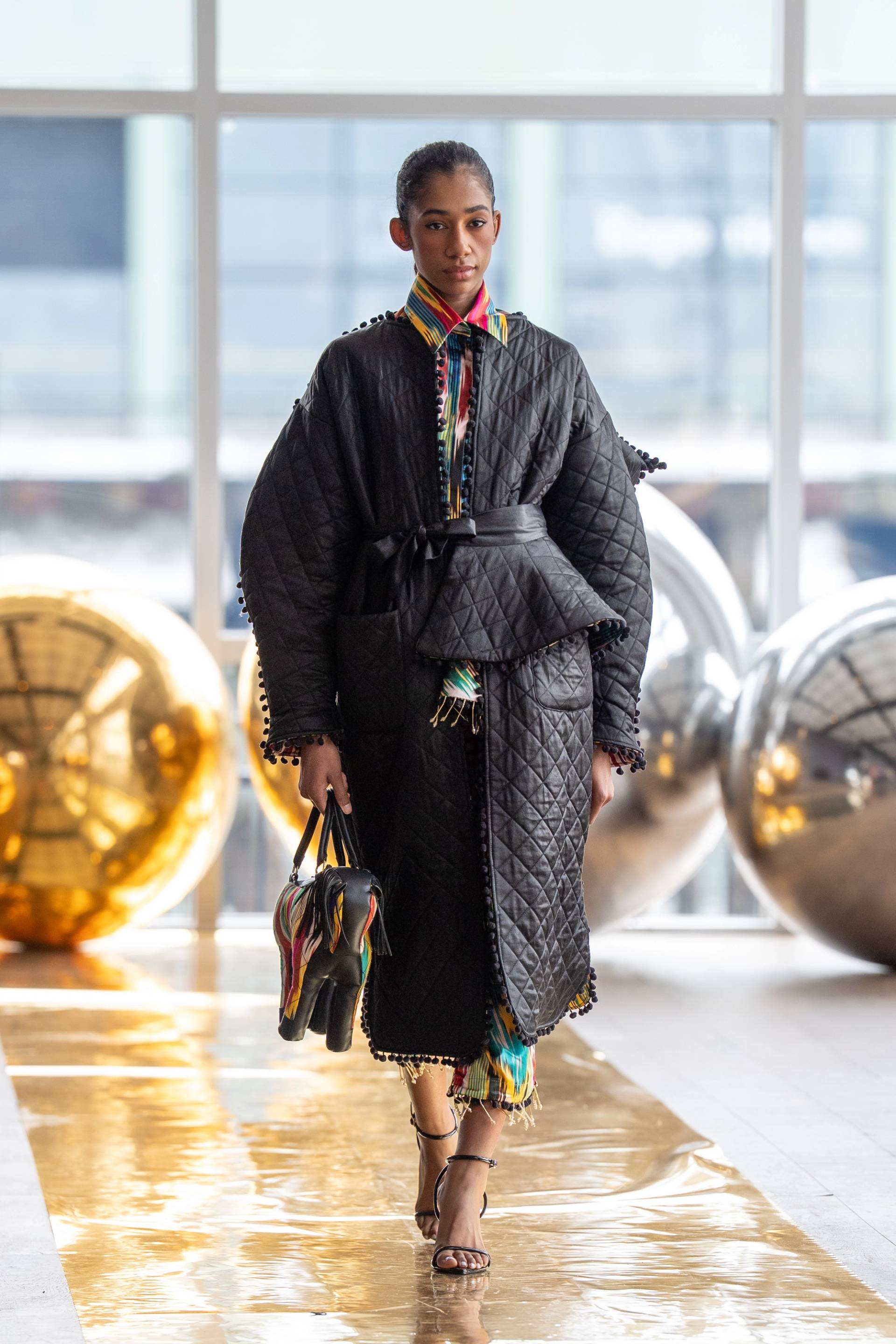 Удлиненная душегрейка