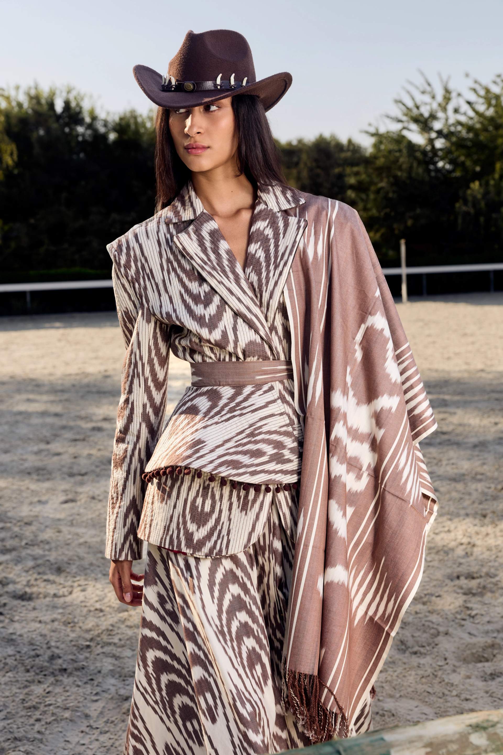 Жакет приталенный