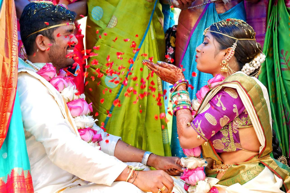 Hindu Wedding Traditions Photo 3